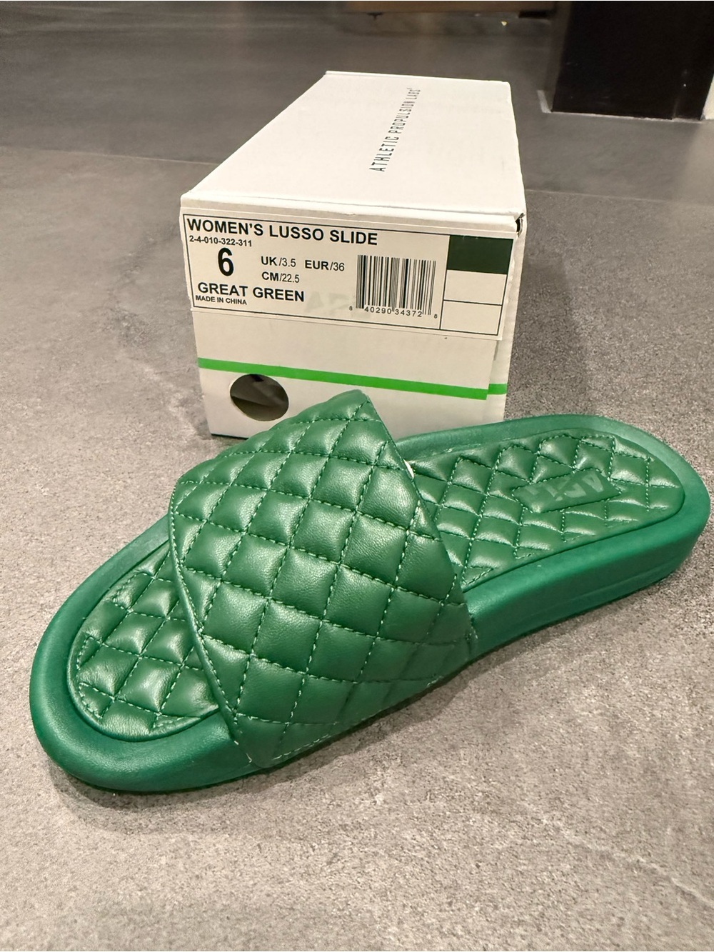APL Womens Lusso Slide - Great Green Quilted Slide